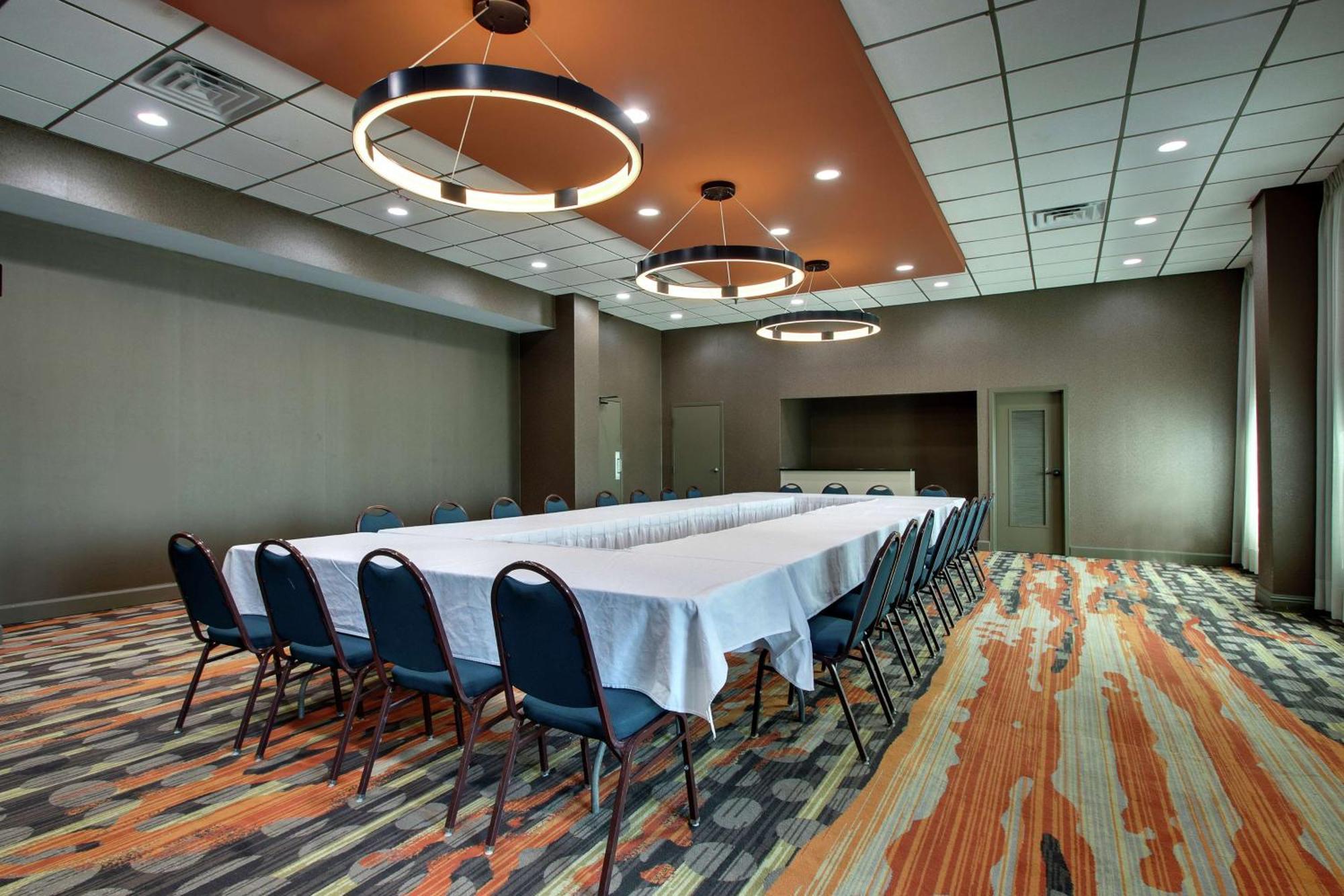 Doubletree By Hilton Mt. Vernon Mount Vernon Extérieur photo